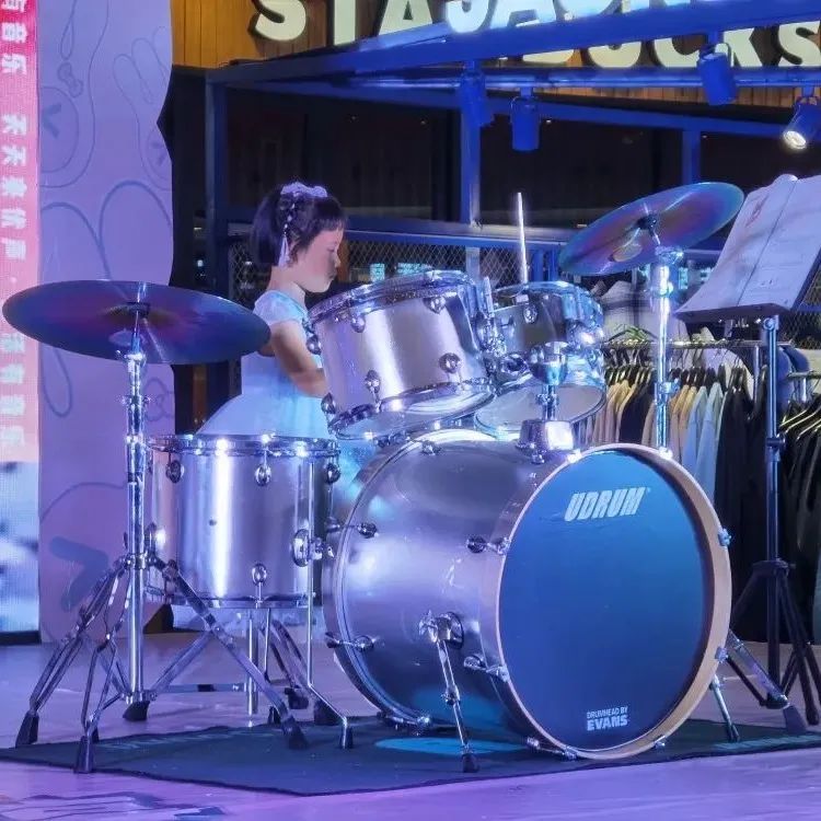 1680167913497304.jpg 04.jpg